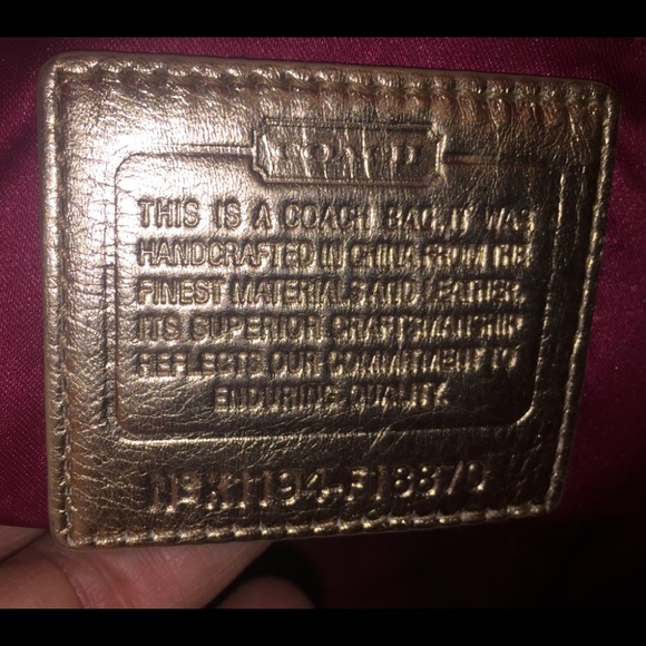 Coach’s Authentic Signature Jacquard Laura Canvas & Gold Zip Tote - Picture 7 of 7